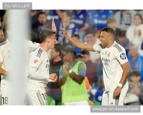 欧冠前瞻：皇马连战连捷状态正佳，利物浦刚刚止跌回暖，欧冠皇马vs利物浦比分预测