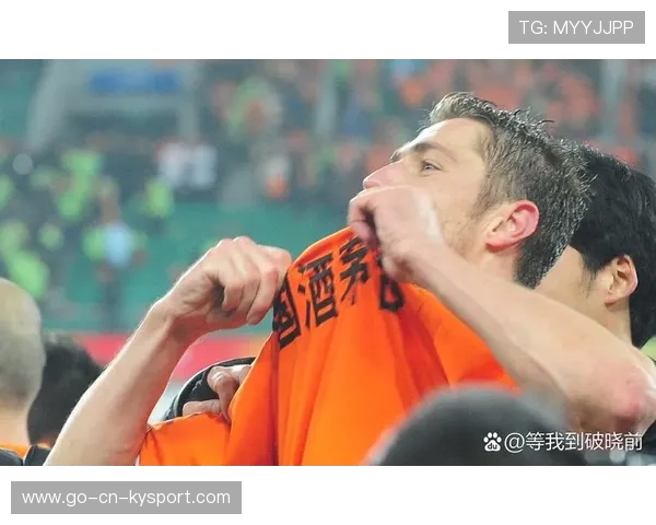 C罗的影响力超越球场，引发多方讨论