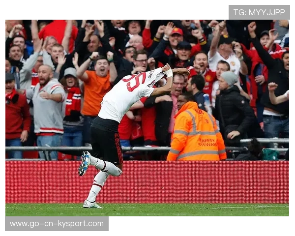 利物浦努涅斯强抢形成单刀挑射再度闪光